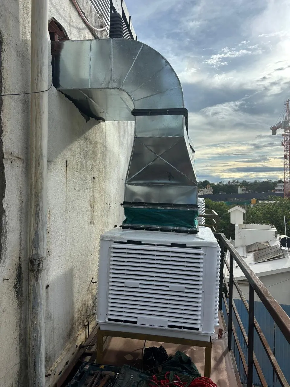 Mezzanine Balcony Cooler with Top-Discharge Duct Transition