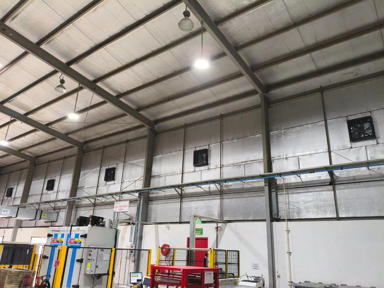 Heavy-Duty Wall Exhaust System in Heat Treatment Area