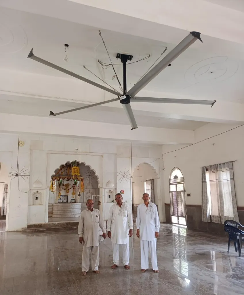 PMSM Gearless Industrial HVLS Fan in Large Assembly Hall