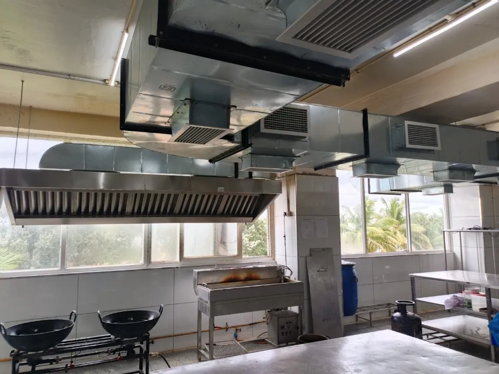 Commercial Kitchen SS Baffle Hood & Makeup Air Supply Ducting